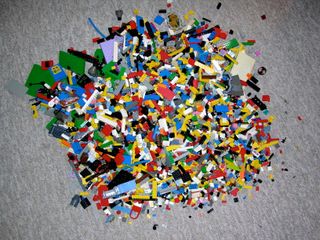 Pile of mixed Lego pieces
